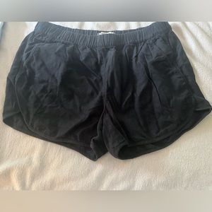 Madewell Pull on Shorts Black Medium